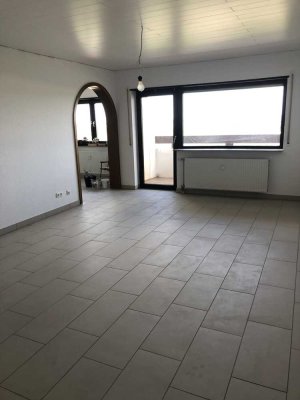 Große 2-Zimmer-Wohnung mit Balkon in Mutterstadt