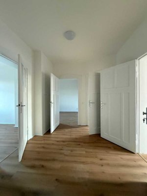 Schöne 3-Zimmer Wohnung! Erstbezug nach Sanierung! Mit Einbauküche!!!