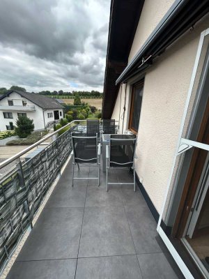 Schöne 4-Zimmer-Wohnung mit Balkon in Bassenheim