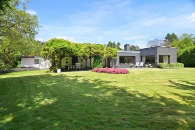 Großzügiger Bungalow mit Potential in bester Lage von Köln-Hahnwald