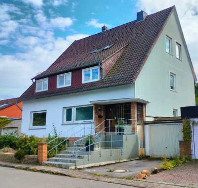 Großzügige 3-Zimmer-EG-Wohnung mit Kaminofen und Terrasse in Wennigsen (Deister)