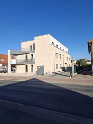 Exclusive  Penthouse Wohnung Barrierefrei, Aufzug, EBK, Dachterrasse