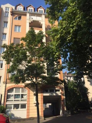 Urban leben in der Mainzer Neustadt - 2-Zimmer-Wohnung mit PKW-Stellplatz in bester Lage/ Bezugsfrei