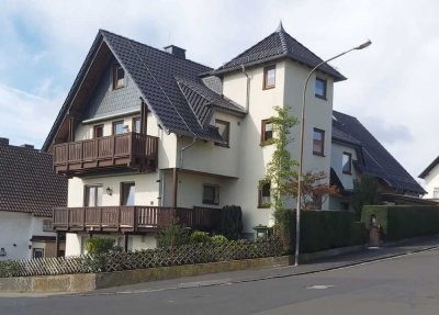 Attraktive 3-Zimmer-Wohnung mit Balkon und Wintergarten in Lollar