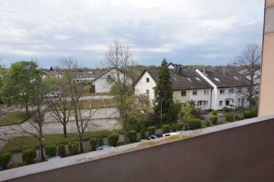 ***freie und modernisierte Eigentumswohnung mit 2 Balkonen in Rheinstetten-Forchheim***