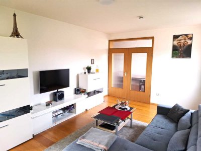 Helle und modernisierte 3 -Zimmer-Wohnung mit gehobener Innenausstattung mit EBK in Haar