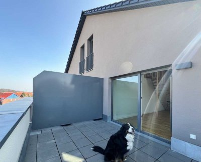 Hundefreundliche Eigentumswohnung mit Dachterrasse (H3,WE18)