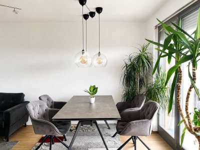 Modernes Vollmöbliertes Wohnen in Riem: 3-Zimmer-Apartment mit Balkon