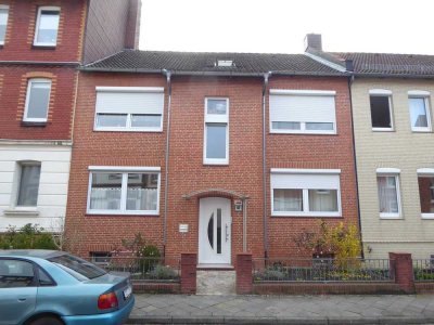 Gemütliche 2 Zimmer Dachgeschosswohnung