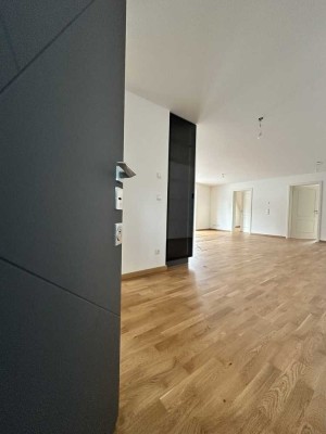 Moderne 4-Zimmer-Wohnung im neuen Mehrfamilienhaus – sofort bezugsfertig