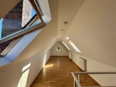 Charmante Maisonettewohnung mit sonniger Dachterrasse in ruhiger Lage