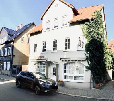 Attraktive, beziehbare Maisonette-Wohnung mit TG Stellplatz in guter Lage von Erfurt zu verkaufen