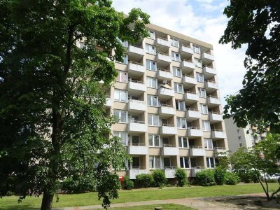 2 Zimmer Apartment mit Einbauküche und Balkon