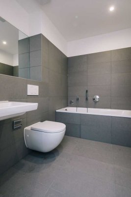 Dreizimmerwohnung mit großer Wohnküche und Garten