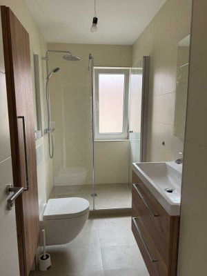 Exklusive 3-Raum-Wohnung mit gehobener Innenausstattung mit Balkon in Karlsruhe