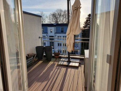 Schöne 2 Zimmer-Wohnung mit großer Sonnenterrasse (Beispielbilder *ohne EBK*)