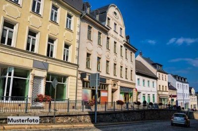 Wohn- und Geschäftshaus + in sehr gutem Zustand +