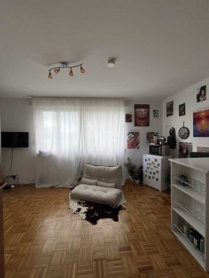 Freundliche 1-Zimmer-Wohnung mit EBK in Krefeld