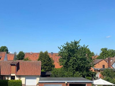 großzügige Doppelhaushälfte mit Wohnfühl-Garten und Nebengebäude