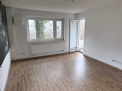 Bezugsfreie 4-Zimmer Wohnung mit großem Balkon und Kellerabteil