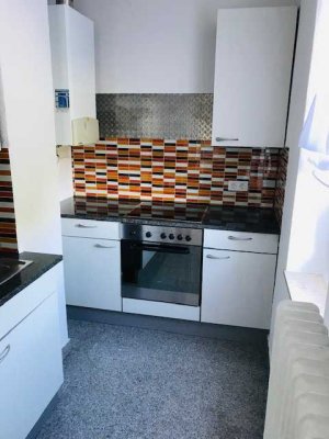 Charmante 2-Zimmer-Turmwohnung mit Ankleide – ruhig, hell & modernisiert in Mönchengladbach-Lürrip