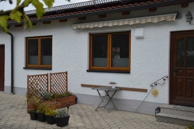 *Gilching- Wohnen & Arbeiten- großzügige 4-Zimmer-Erdgeschoss-Wohnung mit Terrassenmöglichkeit