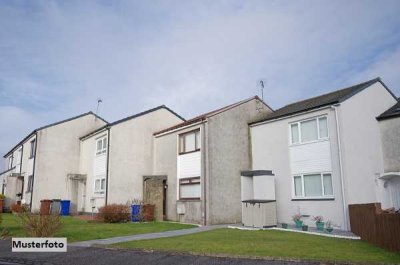 Familienfreundliches Reihenmittelhaus mit Stellplatz