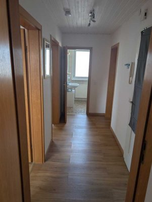 Ansprechende und gepflegte 3-Zimmer-Dachgeschosswohnung in Peine
