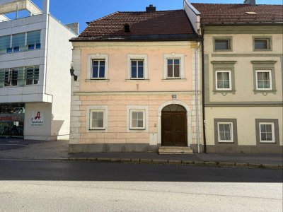 Sanierungsbedürftiges Altbauhaus in zentraler Lage – Klagenfurt