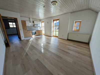 Ruhige 3-Zimmer-Wohnung mit großem Balkon und Stellplatz in gepflegter Wohngegend.