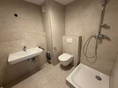Sonnendurchflutete, ruhige 3-Zimmer-Wohnung-direkt am Rathaus