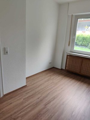 Attraktive 3-Zimmer-EG-Wohnung mit Balkon und Einbauküche in Wülfrath