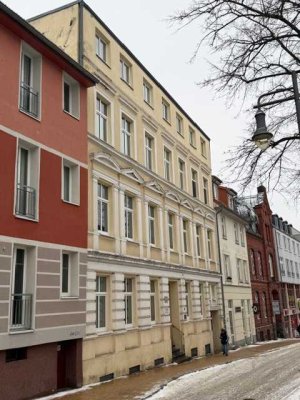 1 Zimmer-Wohnung in zentraler Lage in Schwerin am Marienplatz gelegen