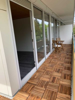 Stilvolle 2,5 Zimmer-Wohnung, nahe Siemens Campus - 23m² Balkon - Bodenheizung - EBK