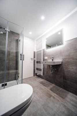 Renovierte 2- ZKB- Wohnung mit Balkon in ruhiger Lage von Bremen