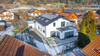 Neubau - hochwertige Dachgeschoss-Wohnung mit Dachterrasse