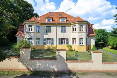 Attraktives Zinshaus mit 6 Wohneinheiten, 2x3 MFH zusätzliche Grundstücke möglich in Lauchhammer Ost