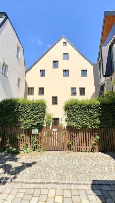 *2-ZKB-Wohnung, ruhig gelegen im Augsburger Innenstadtbereich*