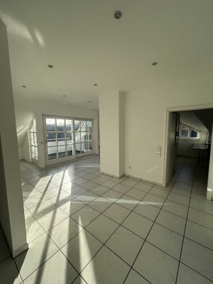 Sehr schöne 3 Zimmer-Wohnung mit Loggia in Löhne (Mennighüffen/Ostscheid)