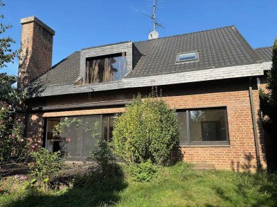 großes Ein-/Zweifamilienhaus mit viel Platz für Ihre Familie