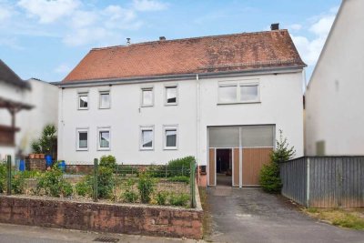 Charmantes Fachwerkhaus zum Wohlfühlen mit schönem Innenhof & EBK in Groß-Umstadt/Dorndiel