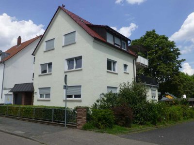 80 m² Wohnung mit großem Balkon in Mannheim-Almenhof