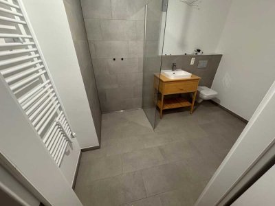 Weißensee: ERSTBEZUG im NEUBAU per SOFORT : 1,5-Zi- EG- Whg. mit TERRASSE