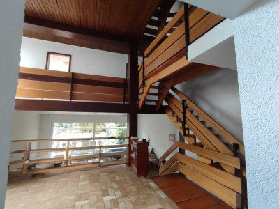 Besondere Doppelhaushälfte mit 7 Zimmern in Rheinstetten