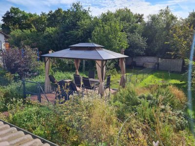 Wohlfühlwohnung in Baiersdorf: 4,5 Zimmer mit Garten & Garage