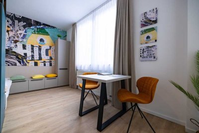 * Universitäten und Hochschulen fußläufig erreichbar* 2-Zimmer-Neubauwohnung mit Einbauküche