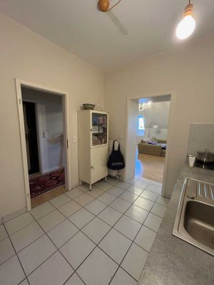 Zwischenmiete: Möblierte 2-Zimmer-Wohnung in der Altstadt