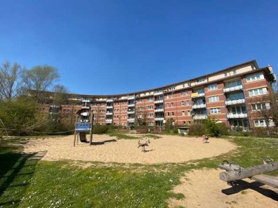 Viel Platz! 4-Zimmer-Wohnung mit Terrasse und Garten