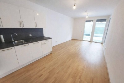 Moderne 2-Zimmer-Wohnung mit Garten und großer Terrasse –in der Koloniestraße!