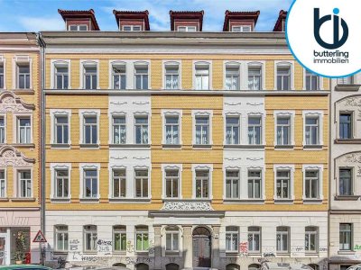 Bezugsfreie Altbauwohnung in Schleußig: großer Balkon, Parkett & Potenzial für Eigennutzer/Anleger